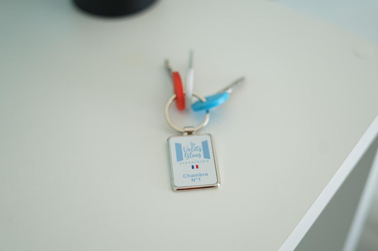 Hotel Les Volets Bleus Spéracèdes Zewnętrze zdjęcie