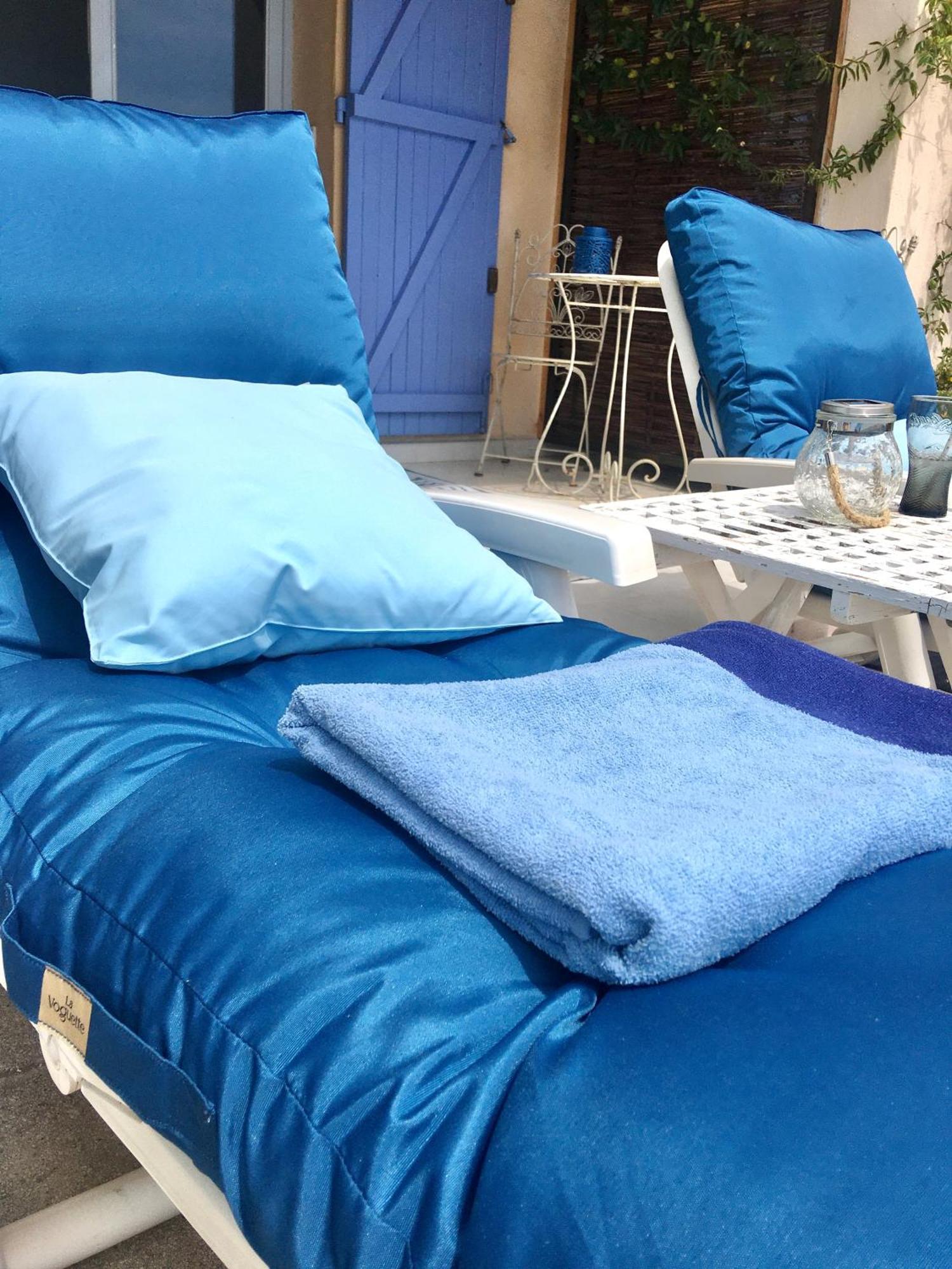 Hotel Les Volets Bleus Spéracèdes Zewnętrze zdjęcie